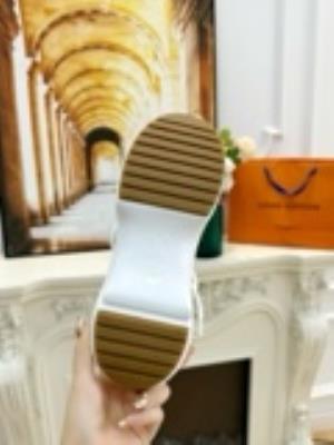 wholesale quality women louis vuitton shoes model no. 500